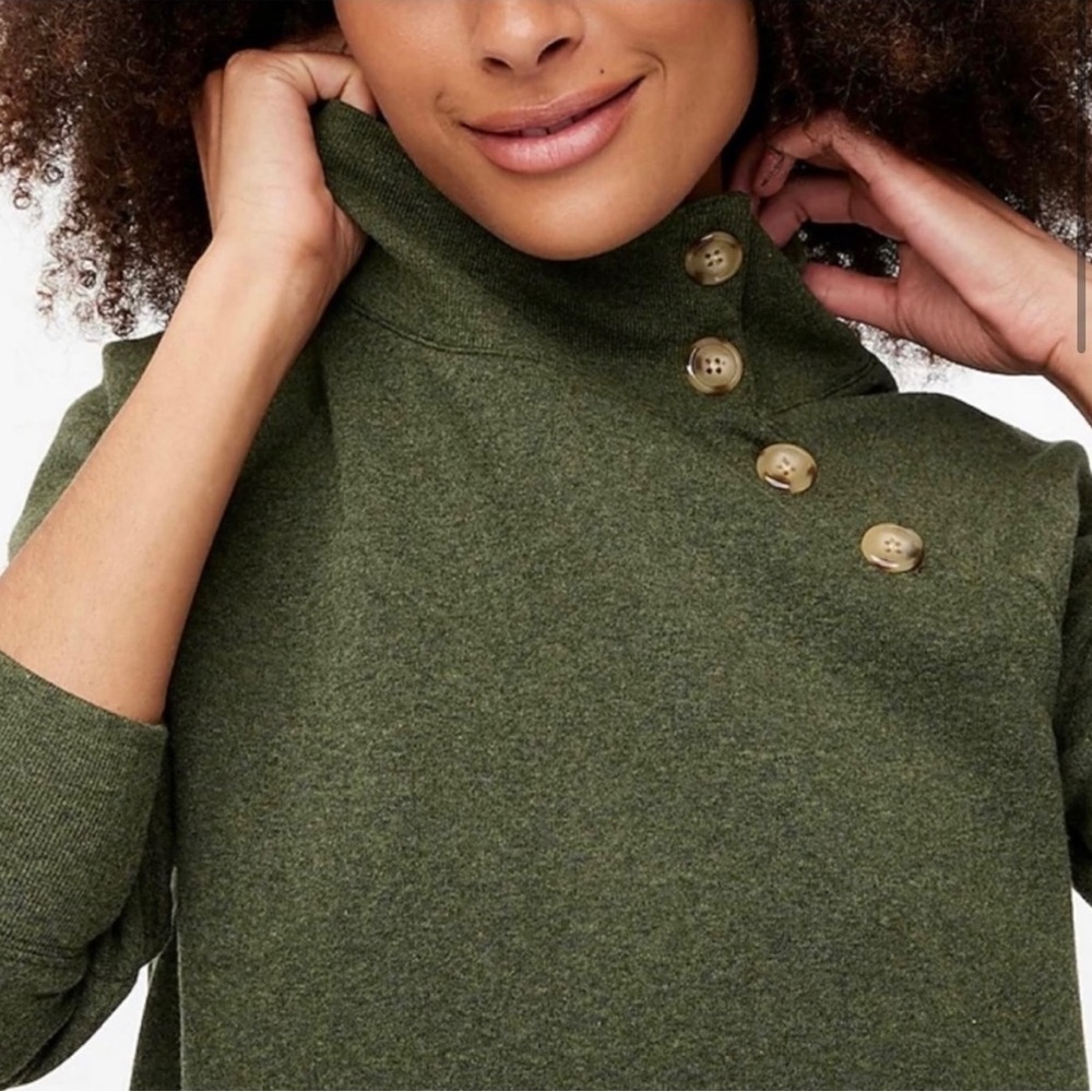 J. Crew Factory Wide Button Sweatshirt in Cloudspun Fleece Size S